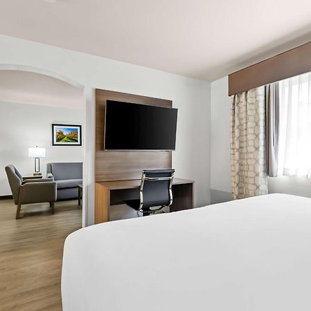 Best Western Plus Caldwell Inn & Suites Zewnętrze zdjęcie