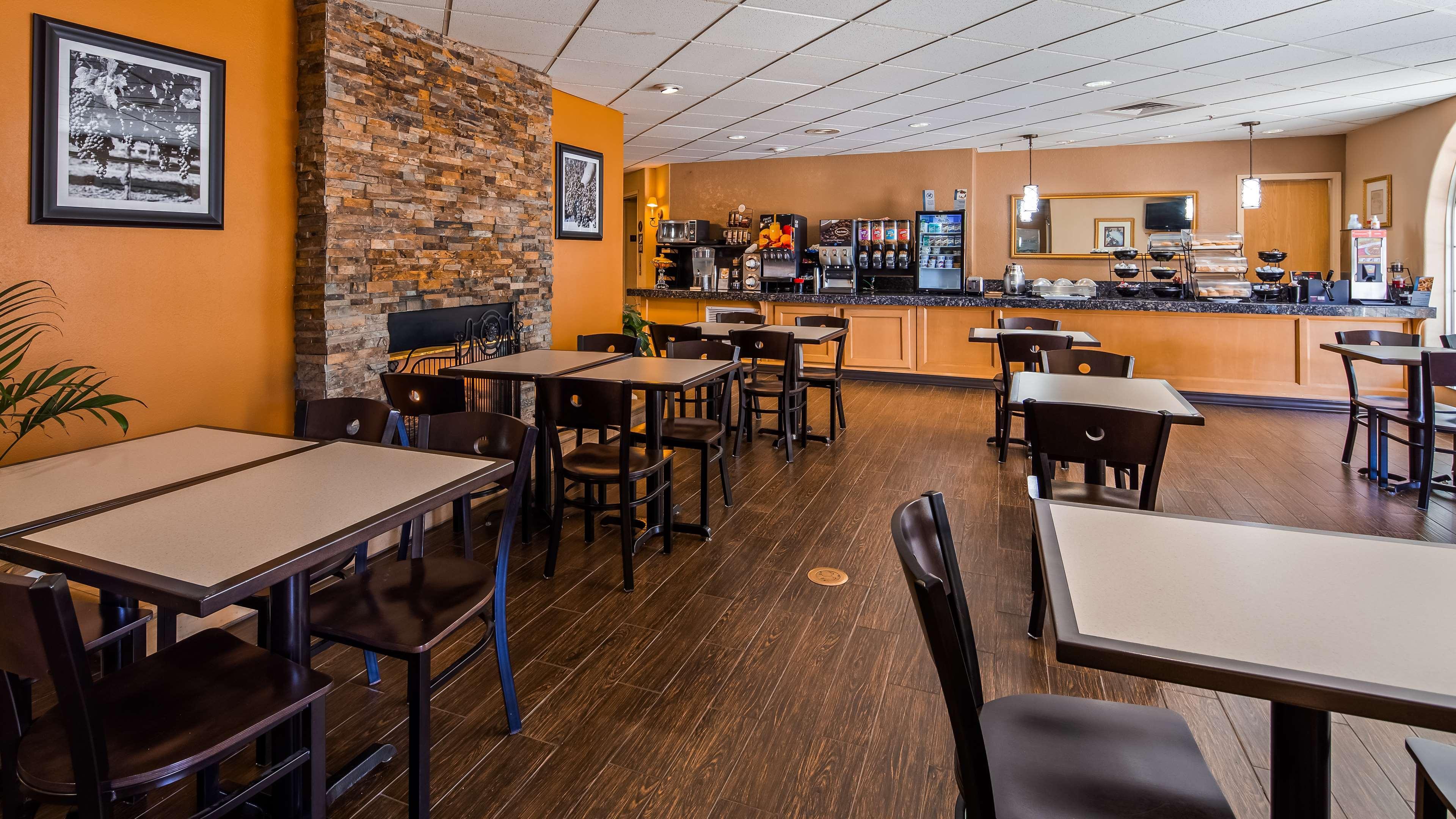 Best Western Plus Caldwell Inn & Suites Zewnętrze zdjęcie