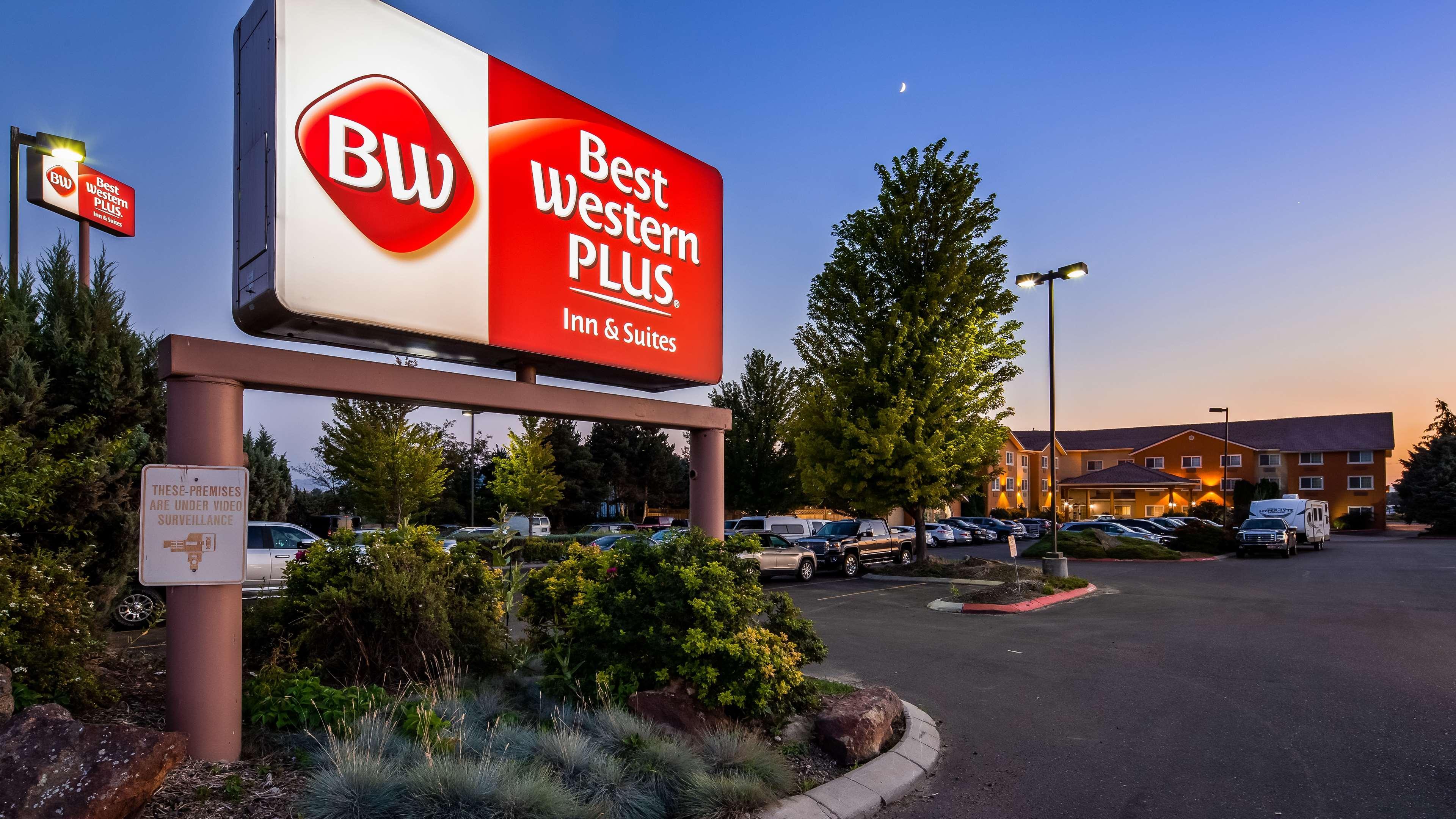 Best Western Plus Caldwell Inn & Suites Zewnętrze zdjęcie
