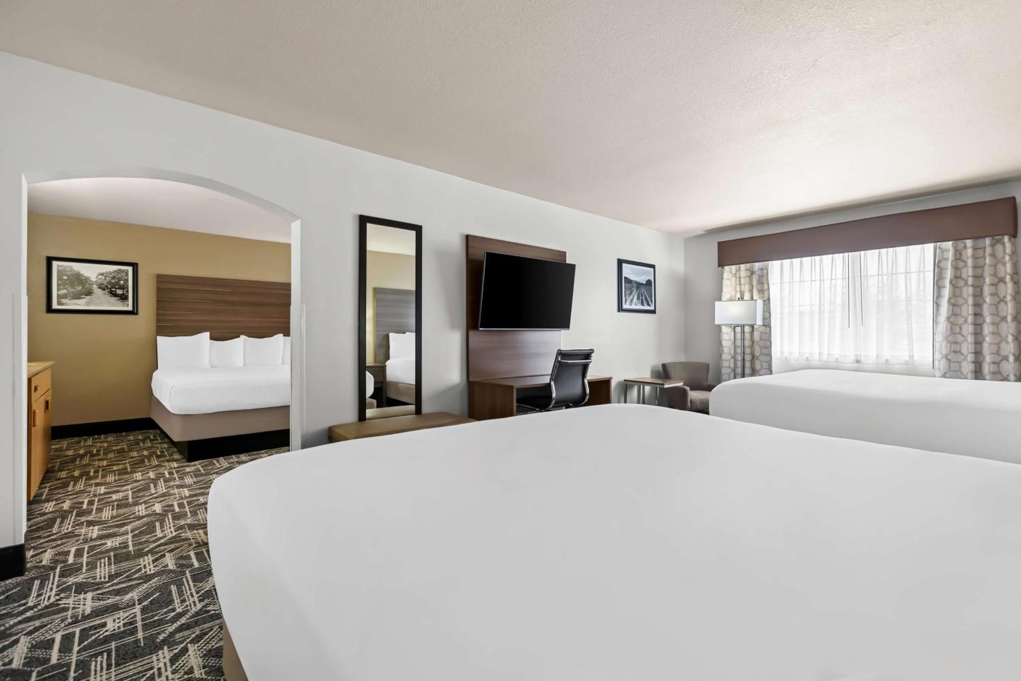 Best Western Plus Caldwell Inn & Suites Zewnętrze zdjęcie
