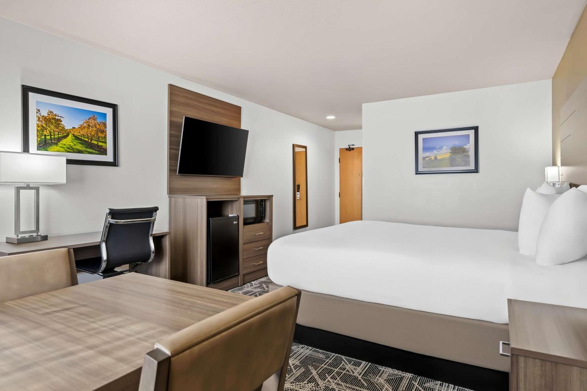 Best Western Plus Caldwell Inn & Suites Zewnętrze zdjęcie