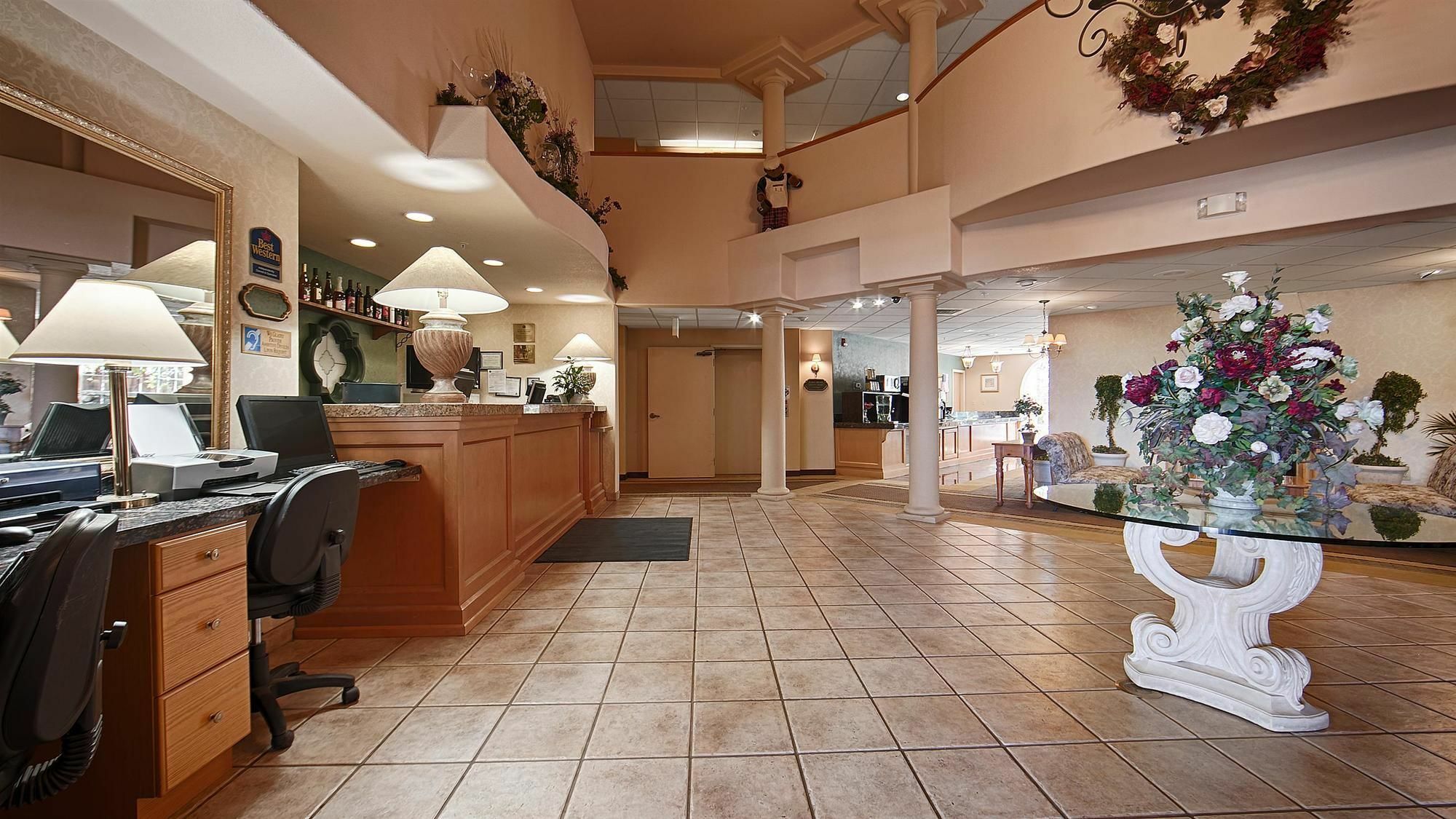 Best Western Plus Caldwell Inn & Suites Zewnętrze zdjęcie